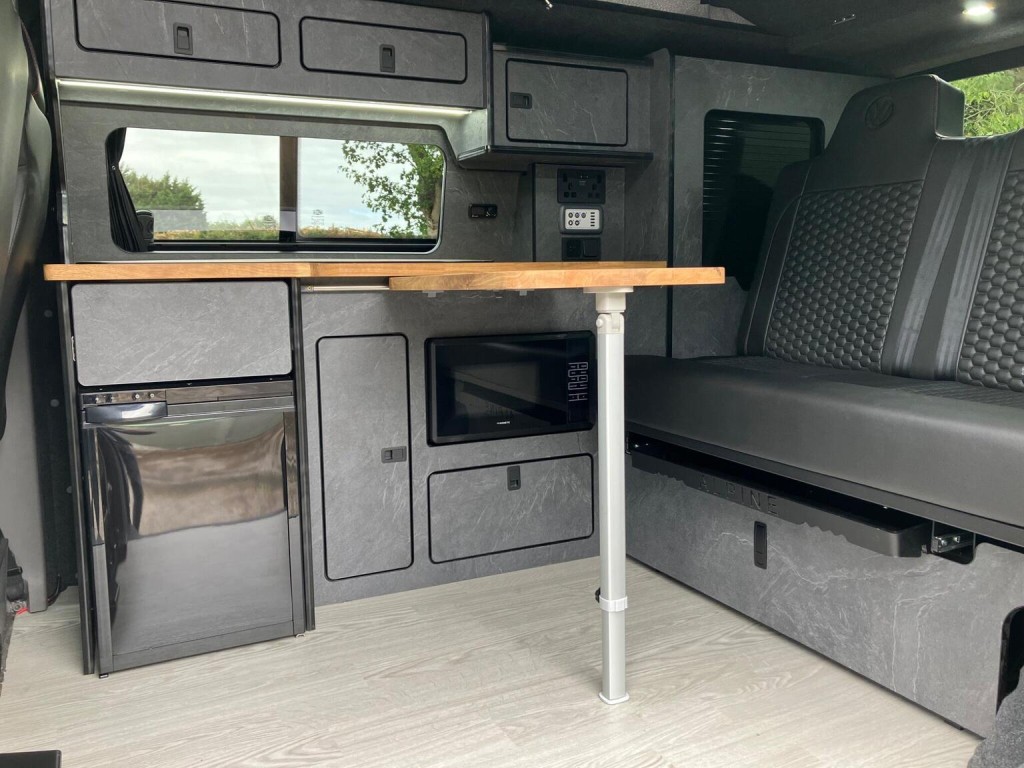VOLKSWAGEN T6.1 CAMPERVAN