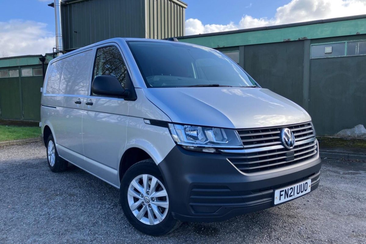 VOLKSWAGEN TRANSPORTER