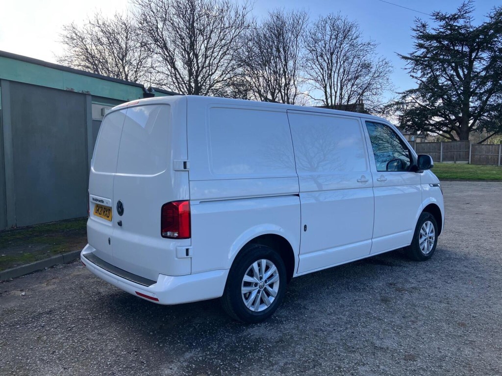 VOLKSWAGEN TRANSPORTER