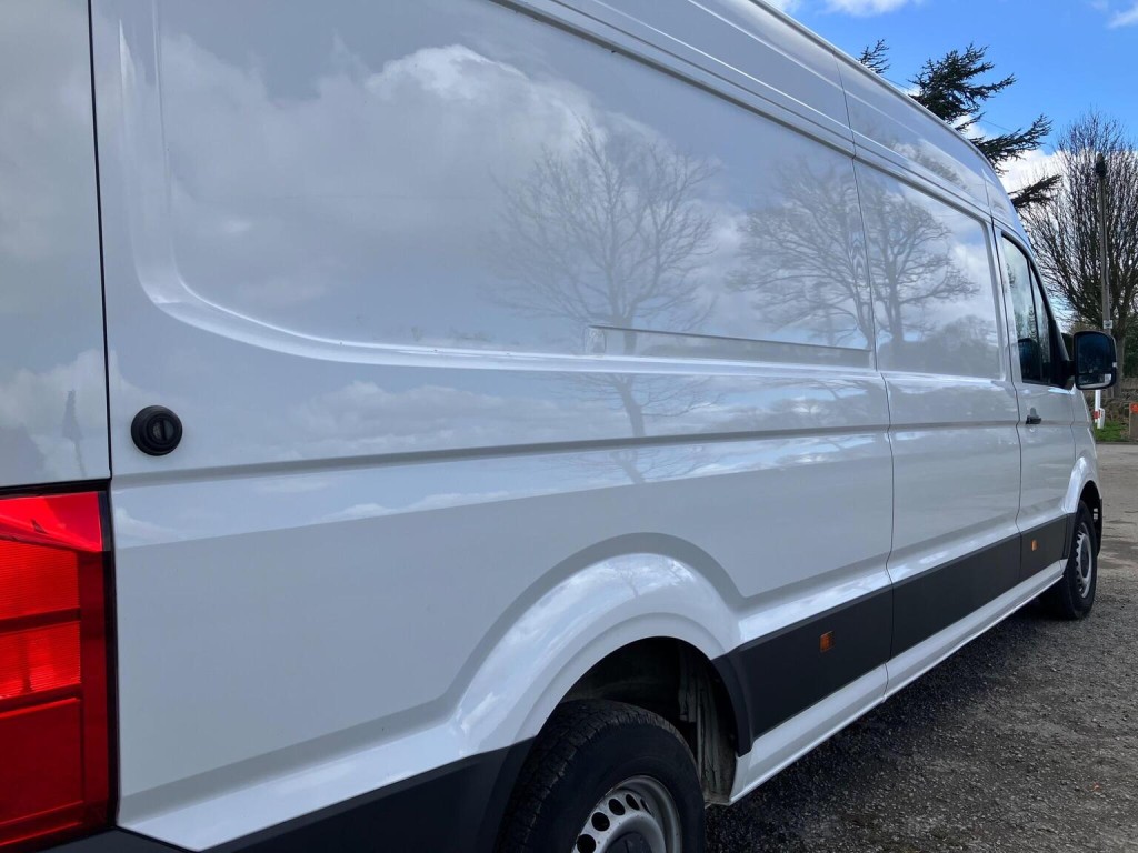 VOLKSWAGEN CRAFTER
