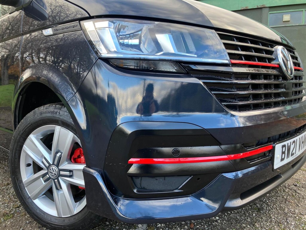 VOLKSWAGEN TRANSPORTER