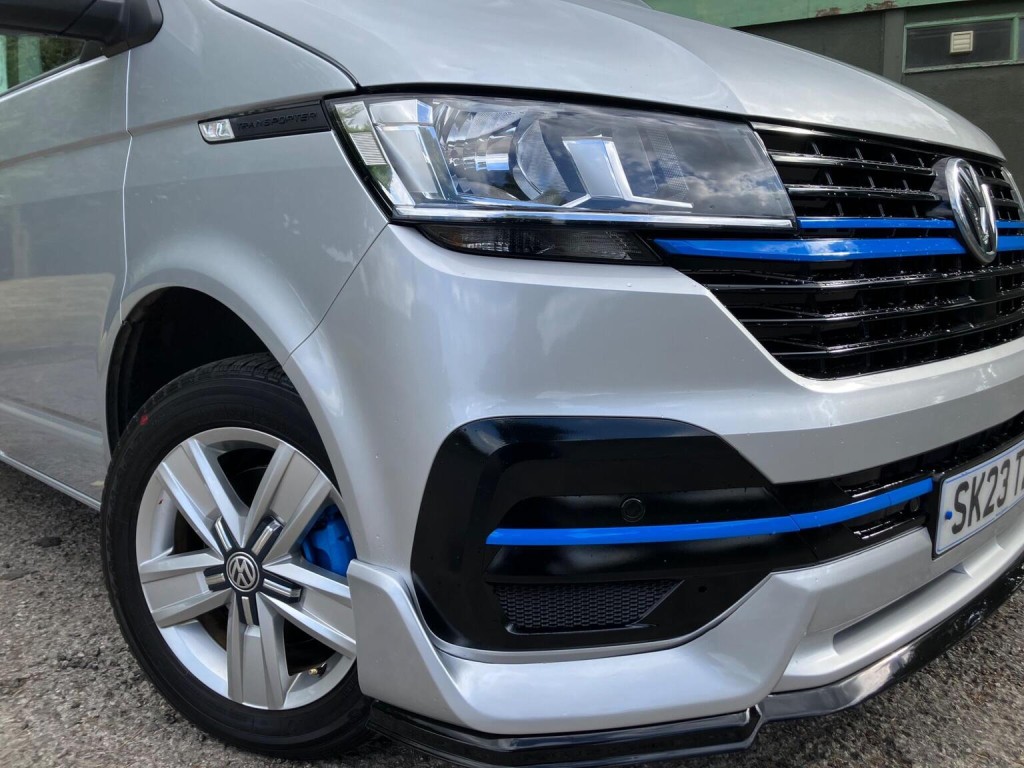 VOLKSWAGEN TRANSPORTER