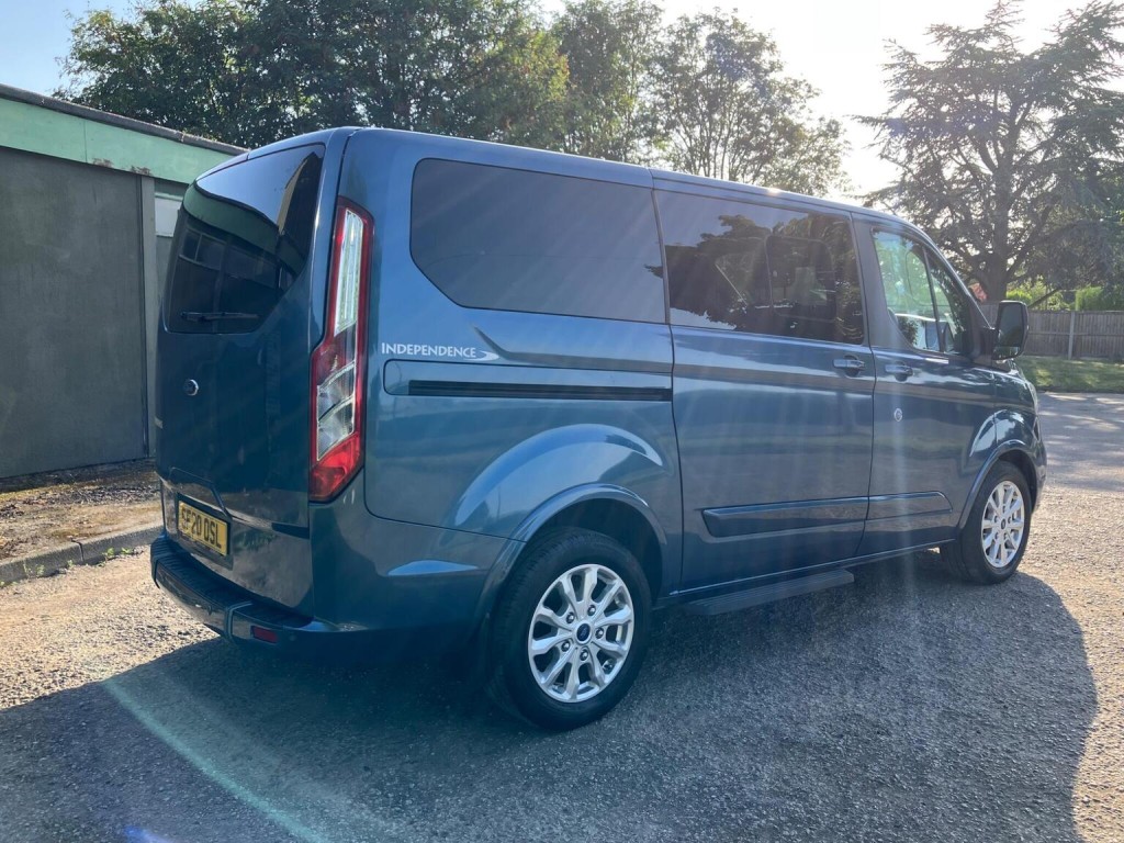 FORD TOURNEO CUSTOM