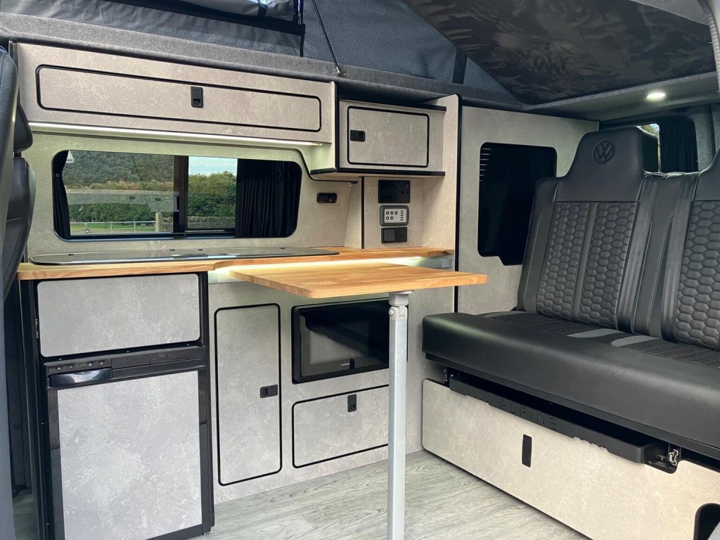 VOLKSWAGEN T6.1 CAMPERVAN
