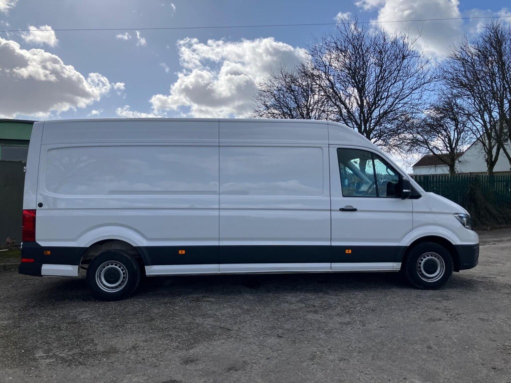 VOLKSWAGEN CRAFTER