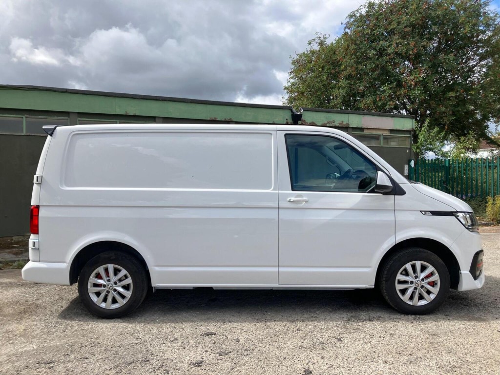VOLKSWAGEN TRANSPORTER